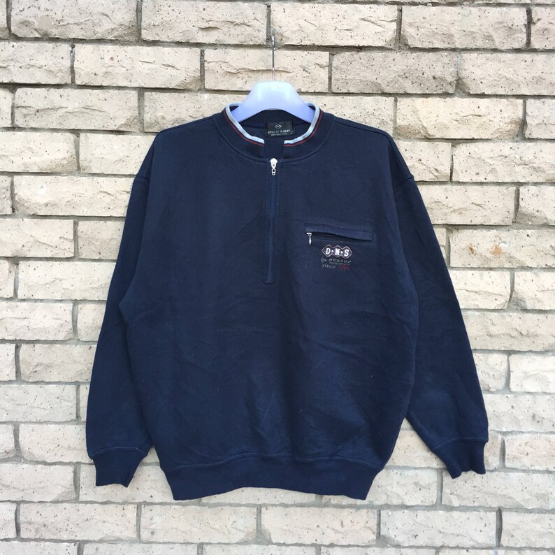 DUNLOP MOTORSPORT D.M.S sweatshirt spellout embroidered small logo. pocket sweatshirt..vintage sweatshirt . size L