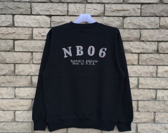 NEW BALANCE Sweatshirt Spell Out Big Logo.. embroidered small NB logo.. size M