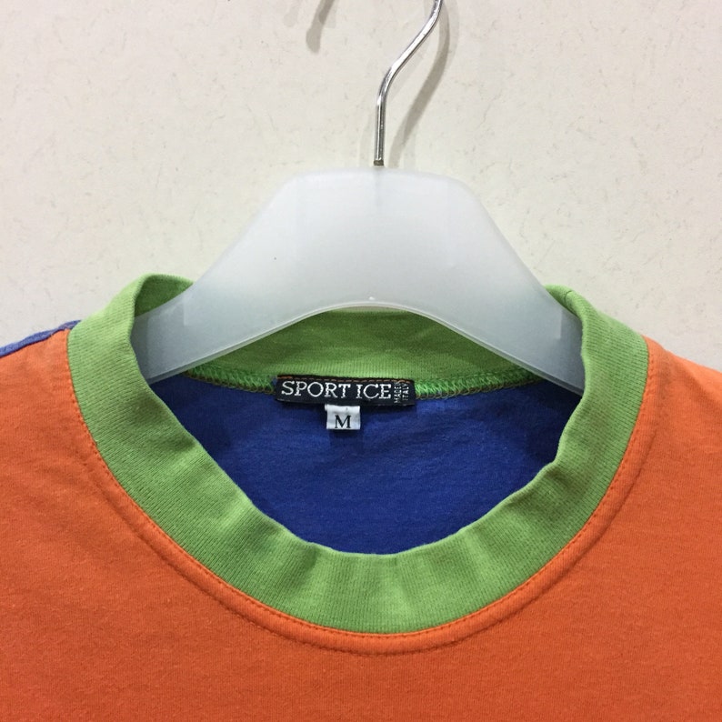 color block design. colorful. Italian designer. SPORT ICE t shirt spell out big design. size M vintage iceberg.