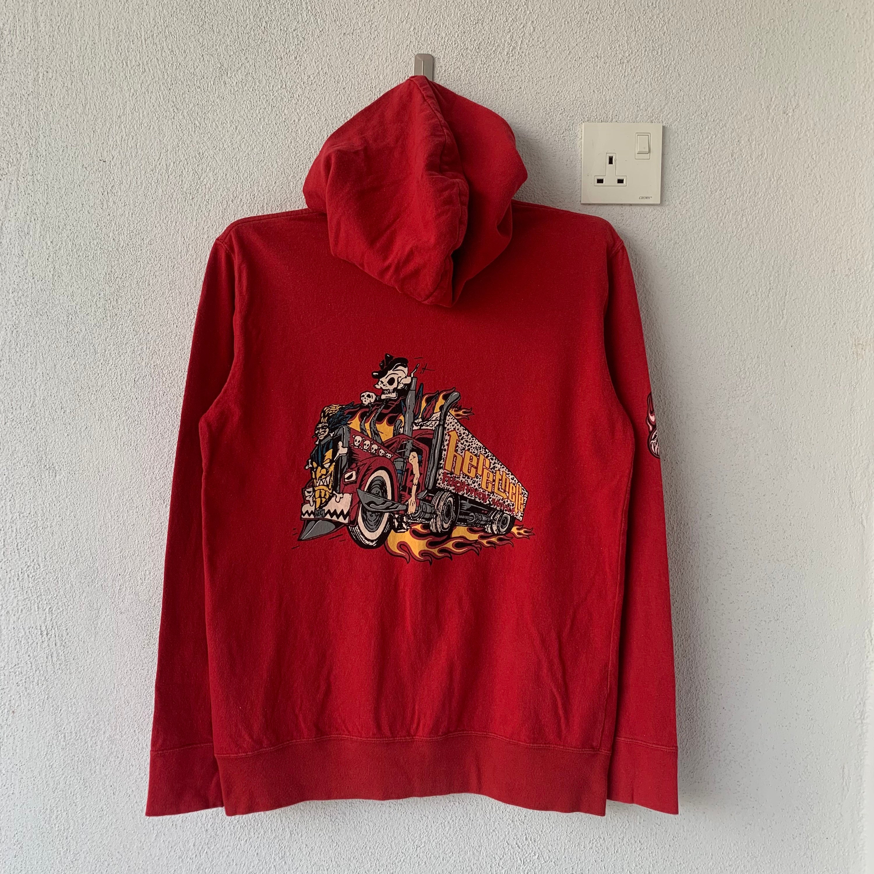 HERESY　限定HOODIE MW EMBROIDERISH HOODIE – MASTERMIND TOKYO 公式オンラインストア