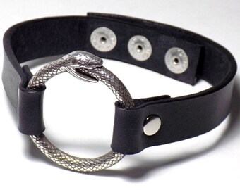 Leather Ouroboros Snake Choker, Black BDSM O-ring Choker, 3/4" Wide, Unisex Adjustable