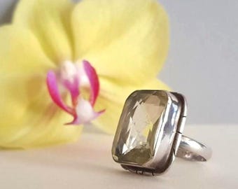 Anello vintage in argento con citrino