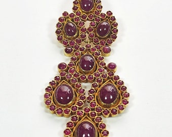 Show Stopping, Vintage Indian Ruby Cabochon Drop Enhancer for that Special Someone