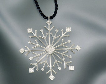 Platinum, Gold & Diamond Christmas Tree Snowflake Ornament