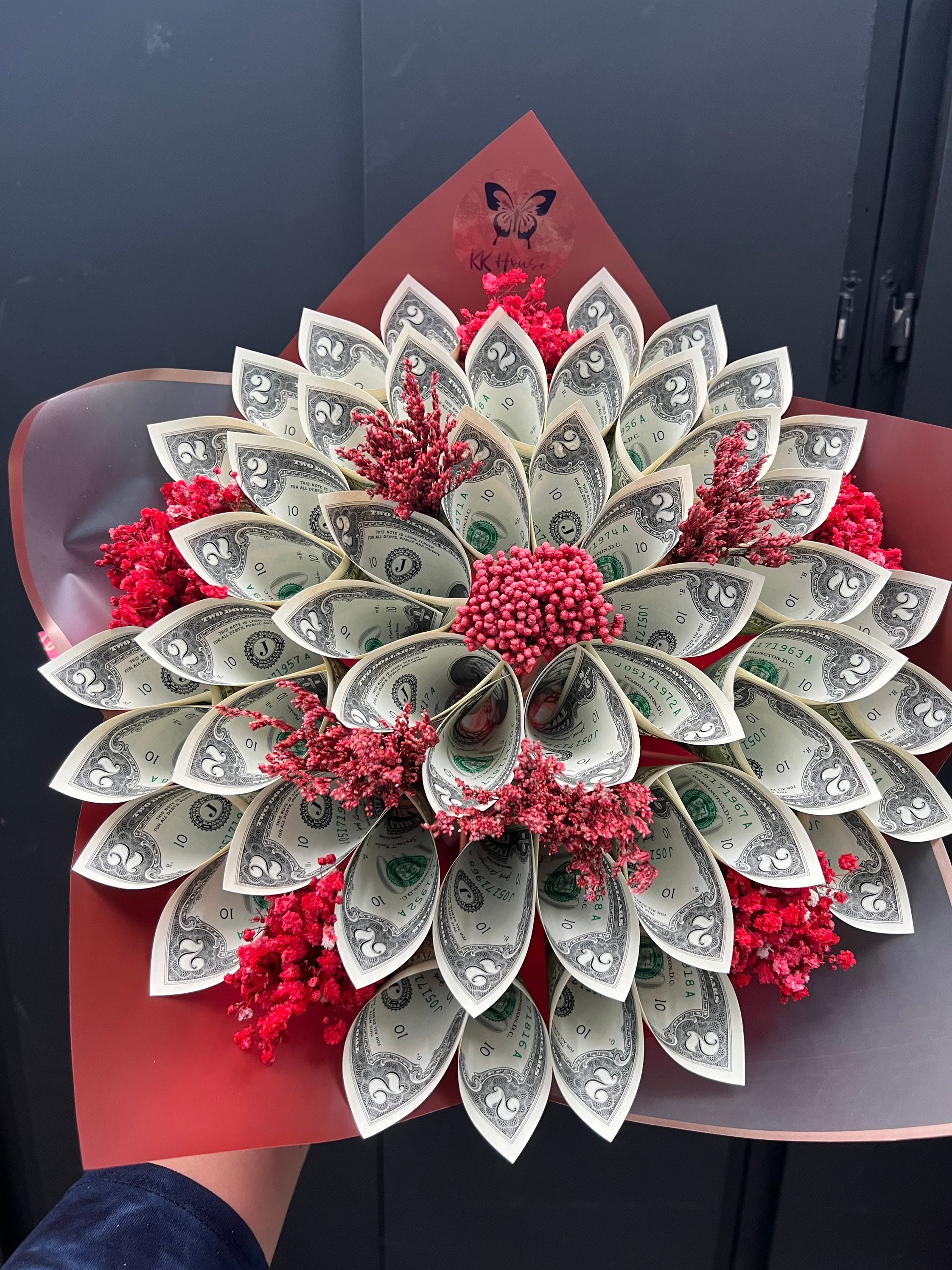 Real Money Bouquet (25 bills) by KK House (please read description