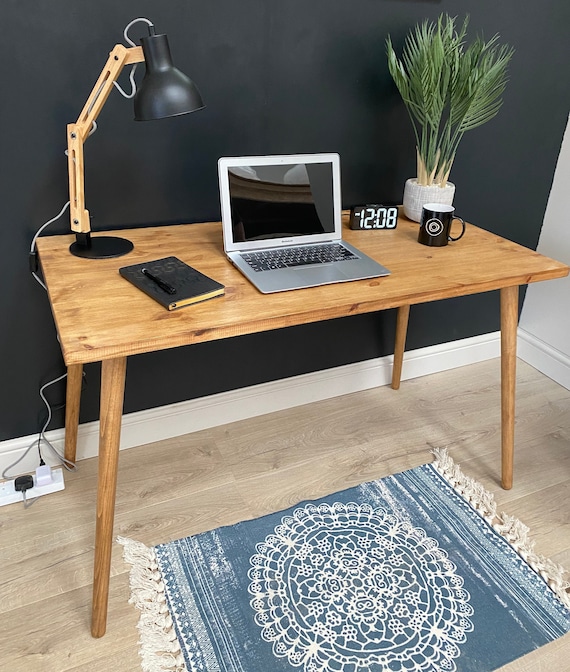 Piepen Melbourne binnenkomst Massief houten bureau KRUD B1 Bureau Scandinavische stijl - Etsy Nederland