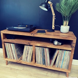 Record Player Stand | Vinyl Record Storage | Turntable Stand | Wooden Feet | KRUD-71 v2