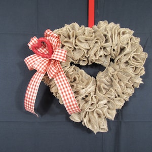 Valentine&#39;s Day Wreath, Heart Shaped Wreath, Farmhouse Wreath