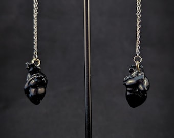 Pendientes de rosca con forma de corazón anatómico negro - Joyas de cadena - Pendientes de acero inoxidable - Pendientes de rosca
