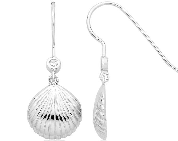 Pair of Rhodium Plated 925 Sterling Silver 1.7cm Shell Design Hook Drop Earrings