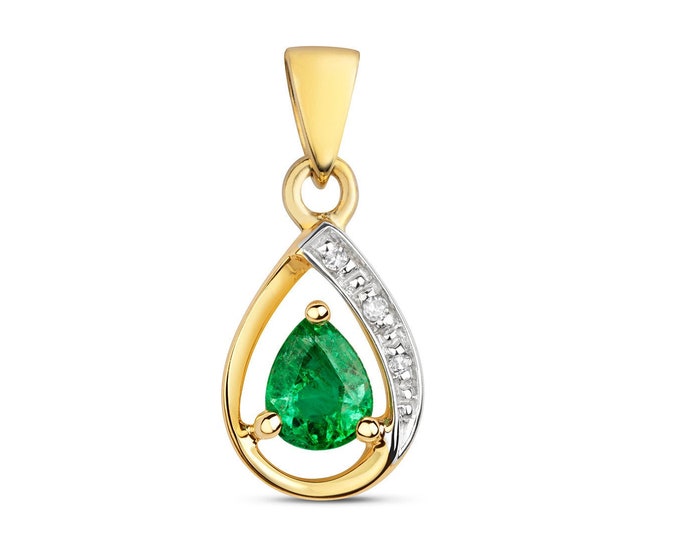 9ct Yellow Gold & Diamond 8x6mm Pear Cut Green Emerald Halo Pendant - Real 9K Gold