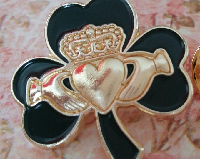 Irish Claddagh Gold Crowned Heart 2.5cm Lucky Shamrock Lapel Pin Badge St Patricks Day 2026