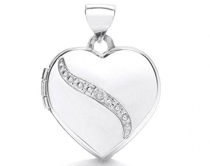 Small 9ct White Gold Heart Shaped 2 Photo Locket Set With Single Diamond Hallmarked - Real 9K Gold