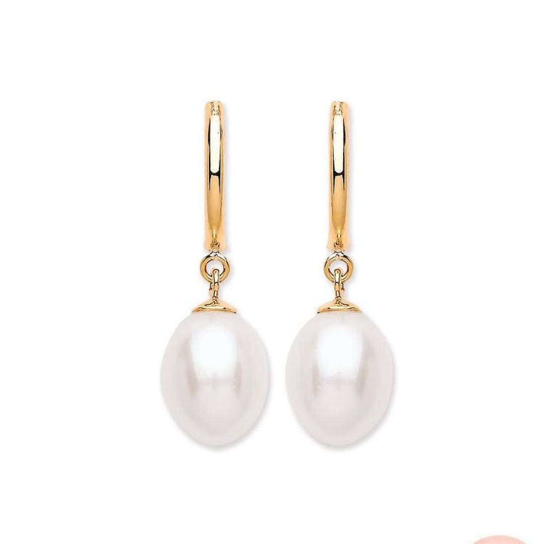 9ct Yellow Gold Oval Shaped Freshwater Pearl Drop Earrings - Etsy UK