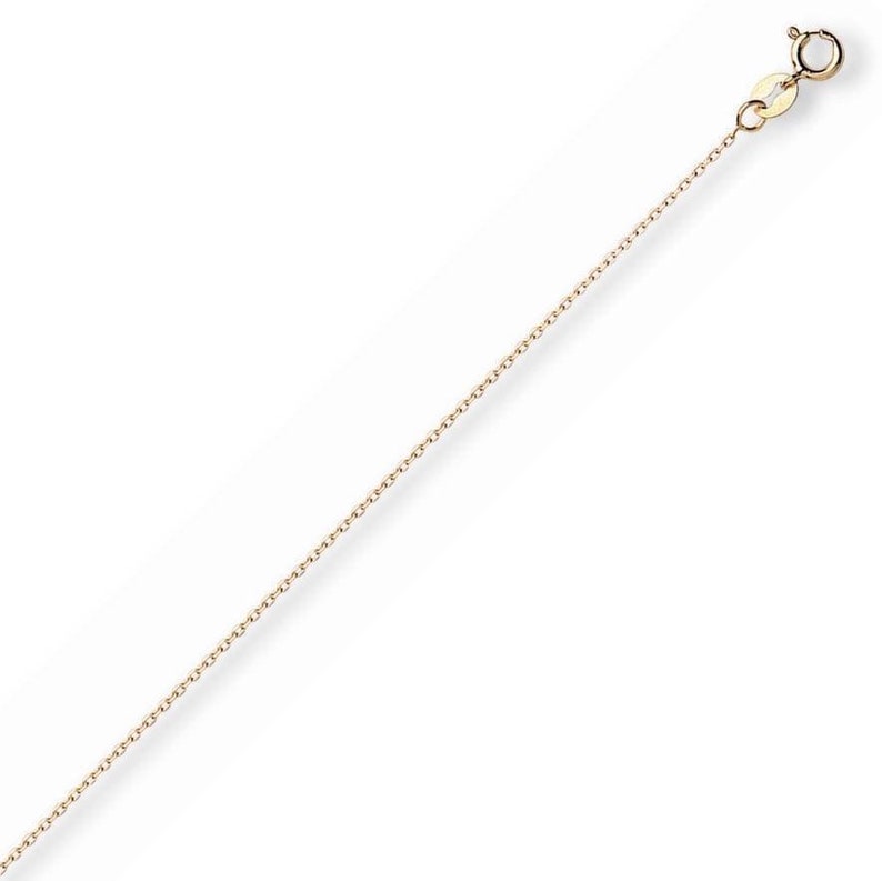 9ct Yellow Gold Engraved Initial 14mm Round Disc Pendant 9ct Yellow Gold Engraved Initial 14mm Round Disc Pendant