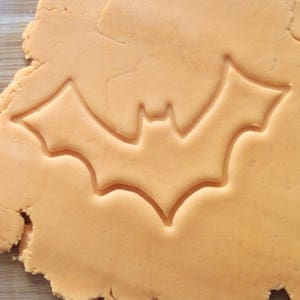 Bat Cookie Cutter Halloween Biscuit Dough Pastry Fondant Stencil Animal HA02