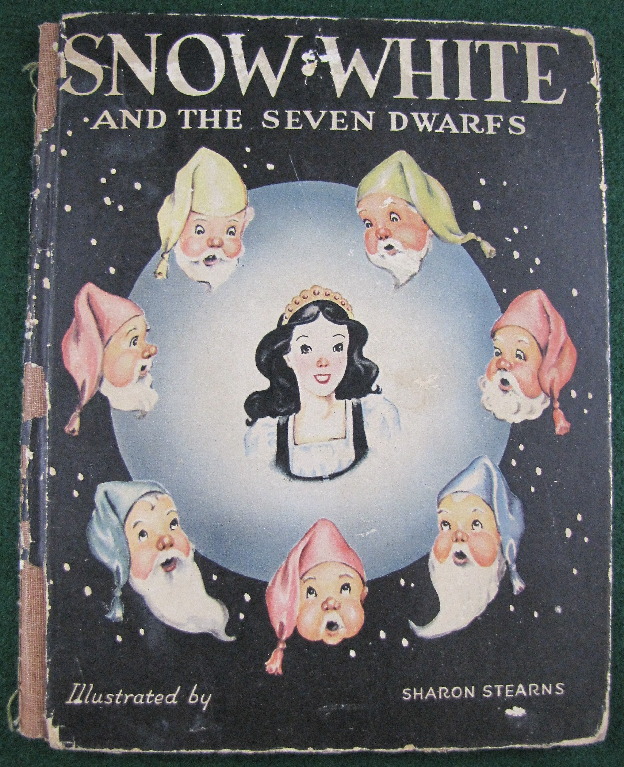  White and the Seven Dwarfs アートブック Snow White and the Seven Dwarfs アートブック Snow White and