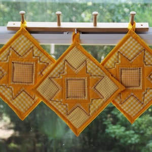 Sunshine Gingham Potholders