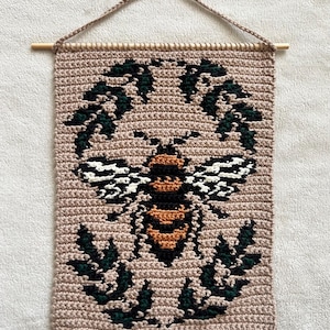 Sweet Bee Crocheted Wall Hanging - *PATTERN ONLY*