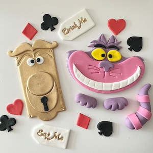 Edible sugar Alice in Wonderland themed cake topper set for birthday cake handmade  fondant icing door knocker eat me drink me Cheshire cat