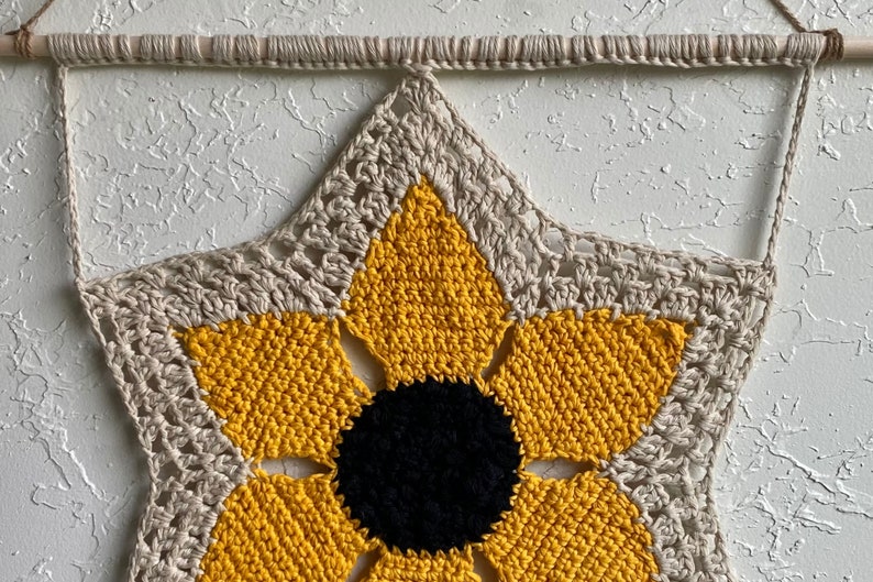 CROCHET PATTERN // Savannah Sunflower Wall Hanging image 7