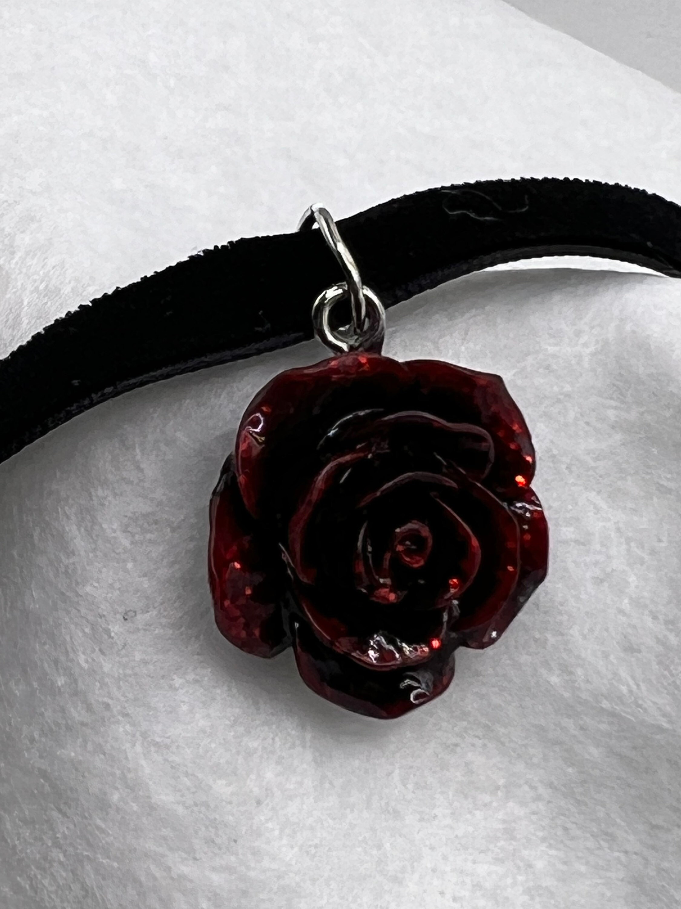 Mini Rosesste Choker Red and Black Rose Choker on Velvet Adjustable Length - Etsy