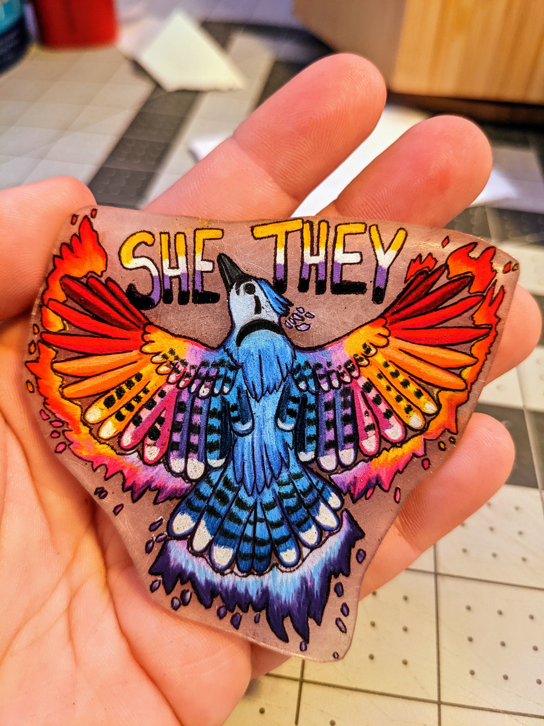 Printable pronoun pins - hivetata