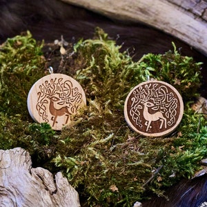 Celtic Deer / Stag necklace - Celtic Zodiac Sign Pedant| Charm | Spirit Animal| Totem|