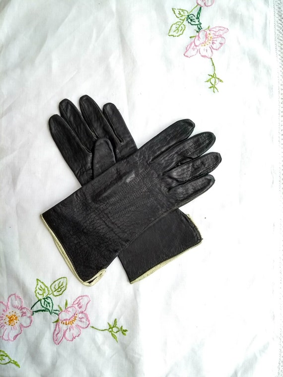 small leather gloves ladies