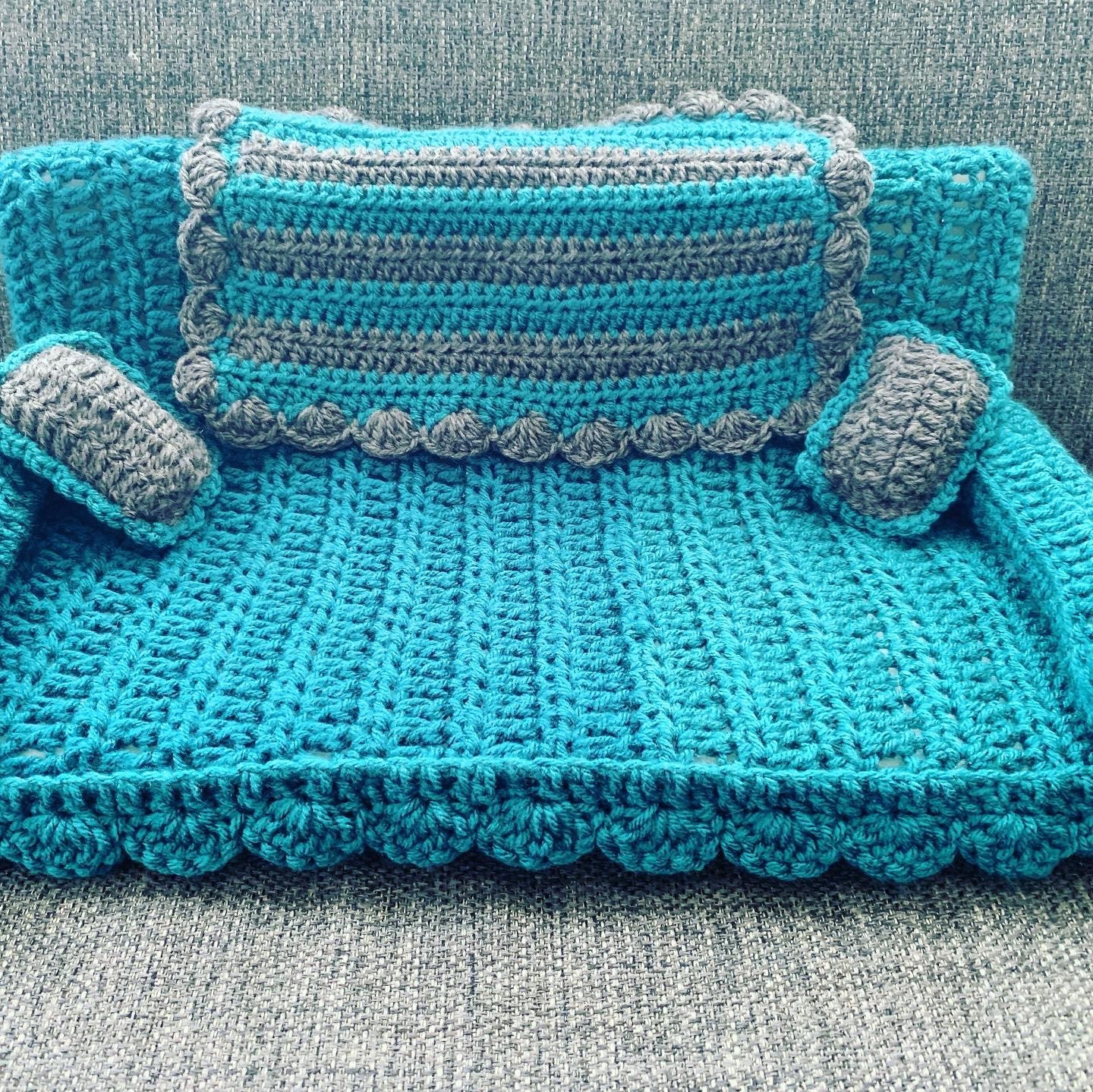 Pet couch bed cat dog kitten puppy crocheted cute snuggly | Etsy