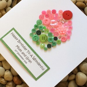 Tarjeta de cumpleaños hecha a mano. Tarjeta de cupcake. Con botones, tarjeta de cumpleaños personalizada, tarjeta hecha a mano, tarjeta para ella, abuela, abuela, hermana