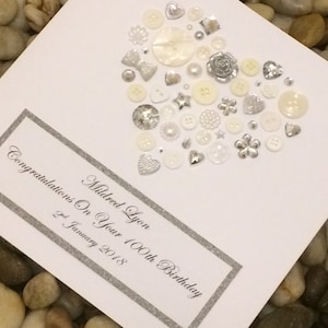 Tarjeta de cumpleaños número 100 hecha a mano, Saludos para mujeres u hombres, Corazón de botón, Personalizado, Tarjeta centenaria, Cumpleaños importante, Personalizado,