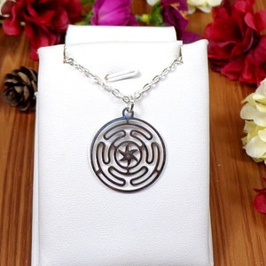 Hecate&#39;s Wheel Necklace, Hekate, Goddess Necklace, Witch Necklace, Pagan Goddess, Strophalos, Woman Necklace, Spiritual Jewelry