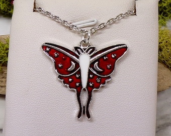 Red Luna Moth Necklace, Boho Moth Necklace, Luna Moth Necklace, Night Moth Necklace, Insect Necklace