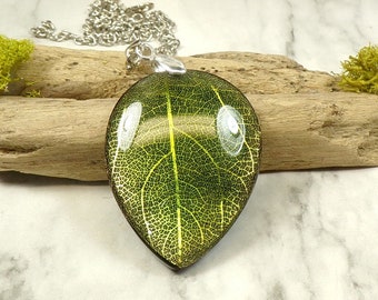 Resin Leaf Necklace, Skeletal Leaf Necklace, Spring Leaf Necklace, Summer Leaf Necklace, Nature Jewelry