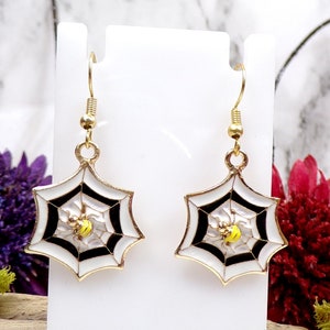 White and Black Spiderweb Earrings, Spider Earrings, Gold Spider, Halloween Spider, Halloween Earrings, Arachnid Earrings