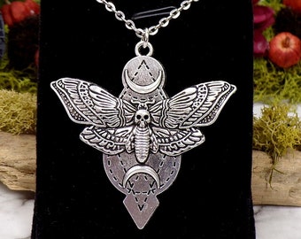Gothic Skull Moth Necklace, Death Head Moth Necklace, Insect Necklace, Moth Jewelry, Insect Jewelry, Moon Moth, Boho Moth Necklace