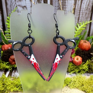 Bloody Scissor Earrings, Horror Earrings, Killer Earrings, Hairdresser Horror, Halloween Earrings, Cosplay, Scissor Jewelry