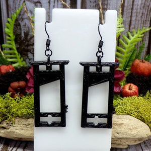 Black Guillotine Earrings, Executioner Earrings, Medieval Earrings, Horror Earrings, Halloween Earrings, Death, Cosplay