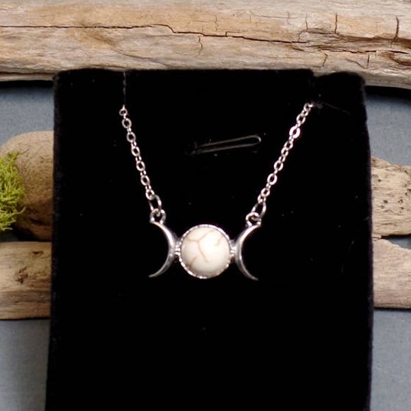 Dainty White Triple Moon Necklace, Gemstone Triple Moon Necklace, Triple Moon Goddess, Goddess Moon Necklace