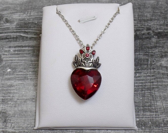 Gothic Heart Necklace Red Heart Necklace Heart Crown Etsy