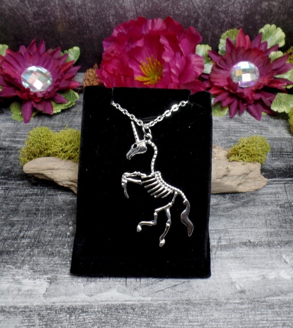 Unicorn skeleton with labradorite nickel/&lead free chain