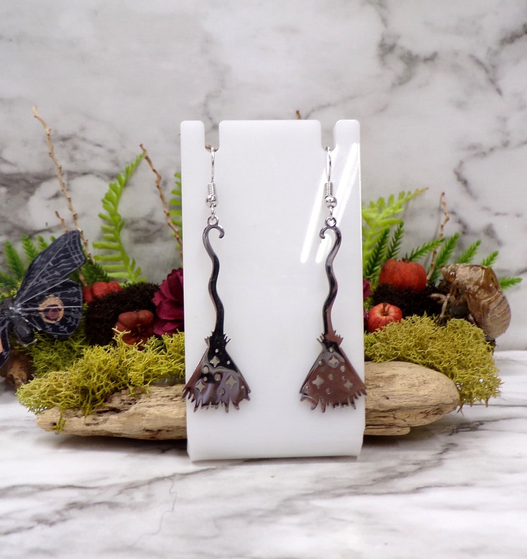 Broom Earrings, Witch Broom, Star Broom, Besom Earrings, Magic Broom, Halloween Earrings, Pagan
