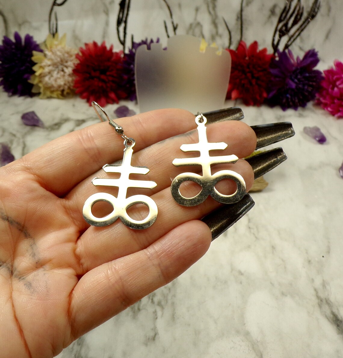 Leviathan cross earrings Outlet