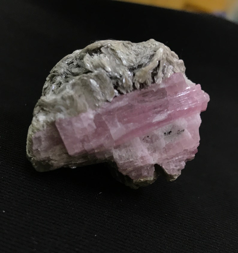 Natural Pink Tourmaline Crystal Specimen 81gr From Afghanistan 4.5x4.2x3.8cm C26