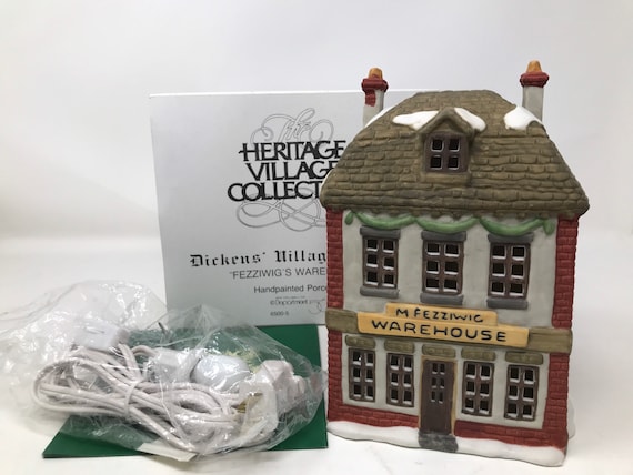 Dept 56 “fezziwig's Warehouse” Dickens Village Series 65005