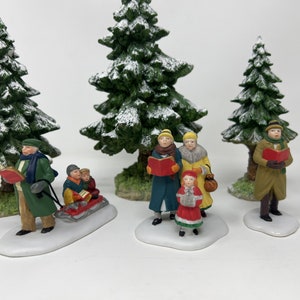 Dept 56 “Caroling Thru The City” Heritage Village Collection