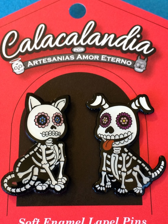 Amor Eterno Cats and Dogs in Black Amor Eterno Cats and Dogs in Black