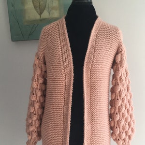 Cárdigan de punto para mujer hecho a mano - Salmón