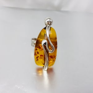 Big Amber Ring,Silver Ring with Natural Baltic Amber,Adjustable Amber Ring,Large Oval Cognac Ring,Bernstein Cocktail Ring,Amber Jewelry,Gift